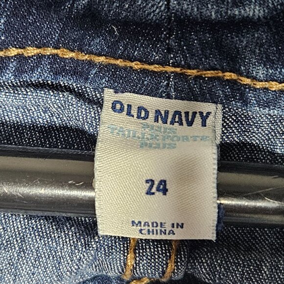 Old Navy Jean Shorts Womens Size 24 Mid Rise Dark Wash Denim Summer Wear - Picture 3 of 4